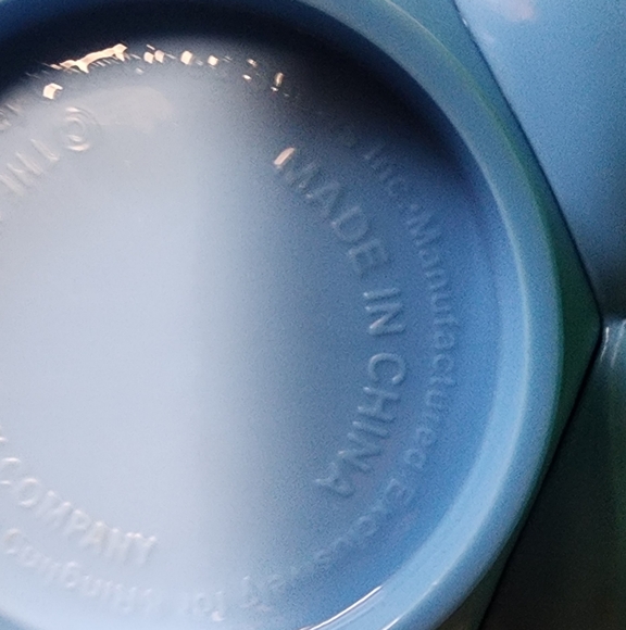 VINTAGE DISNEY EUC ALLADIN GENIE PLASTIC DRINKWEAR CUP - Picture 8 of 9